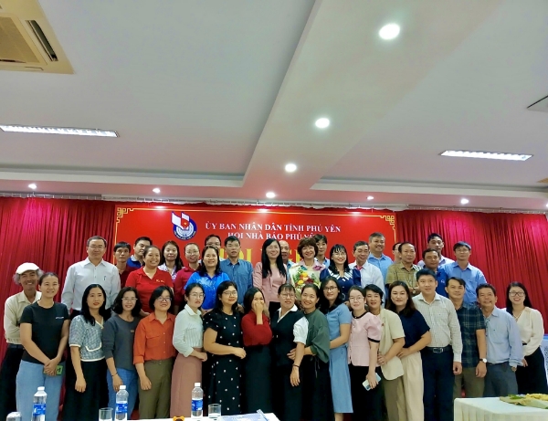 Hiển thị chi tiết cho Làm báo chân chính theo tư tưởng Hồ Chí Minh Hình ảnh cho bài viết Làm báo chân chính theo tư tưởng Hồ Chí Minh